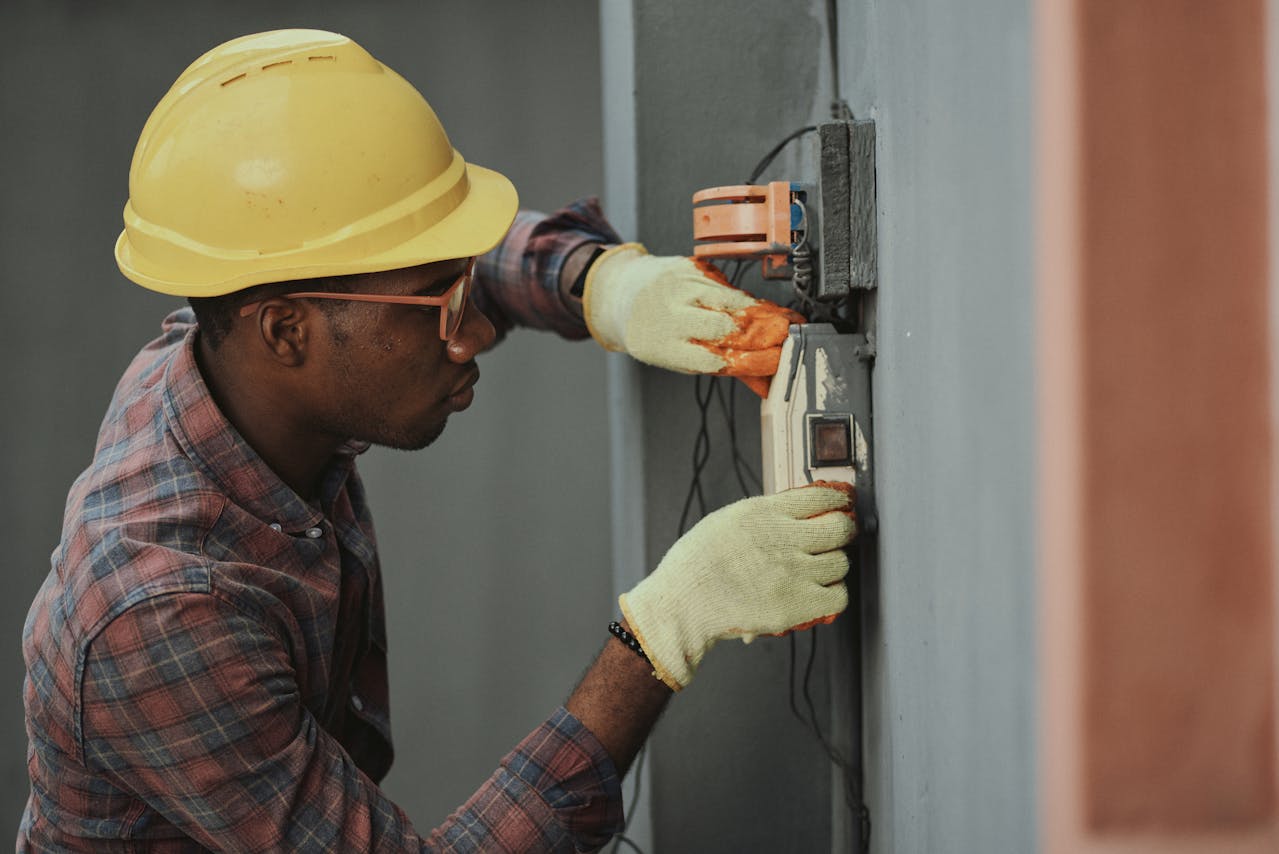 Électricien professionnel